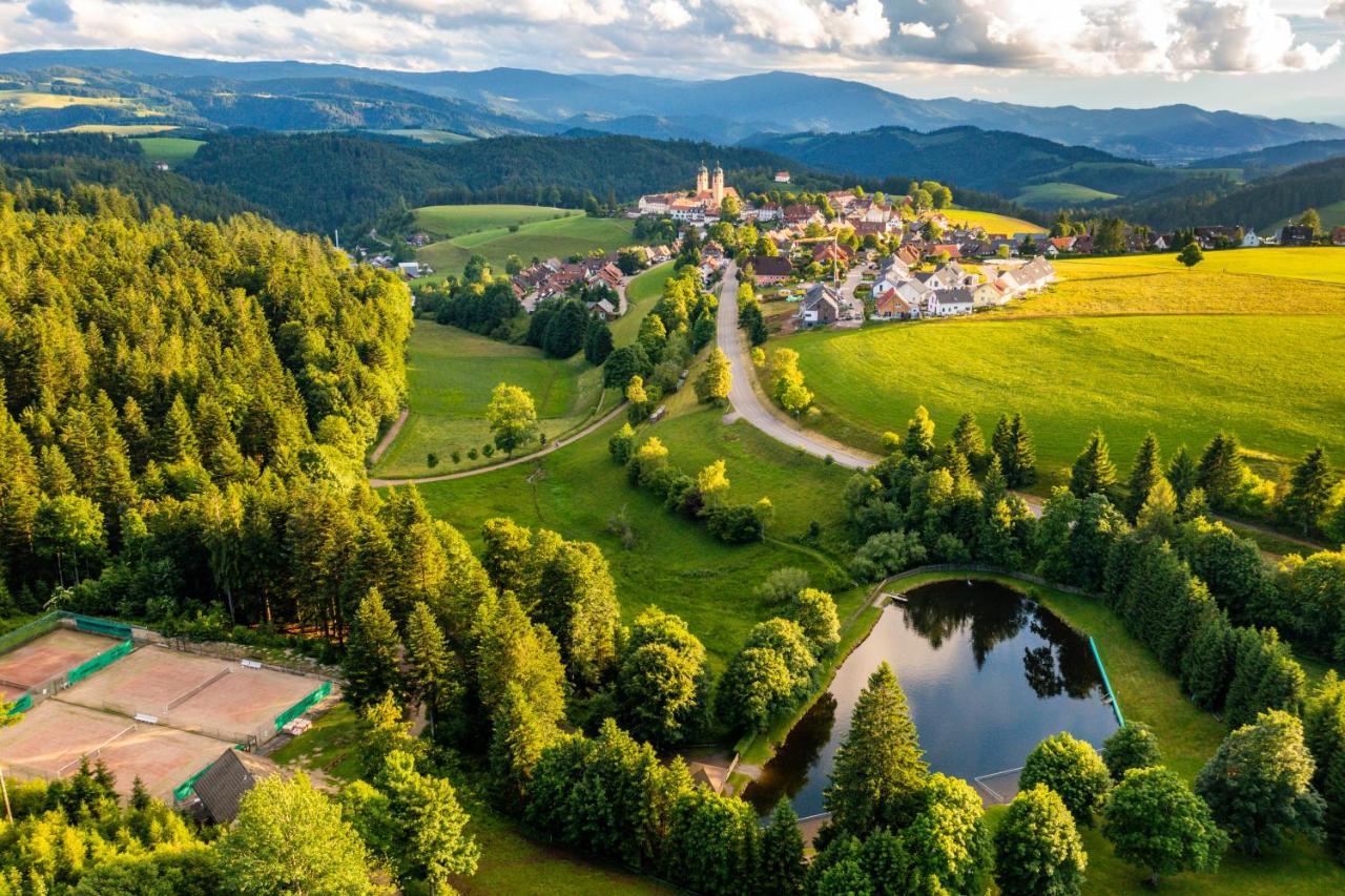Der Hirschen Hotel Sankt Märgen Kültér fotó